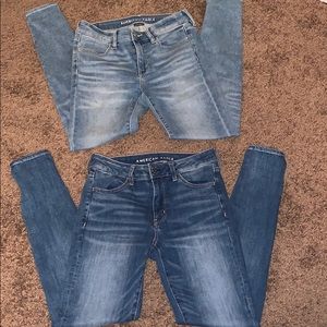 2 pair of American eagle jeans